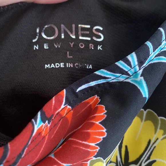 Jones New York Off the Shoulder Swimsuit - Picture 5 of 6